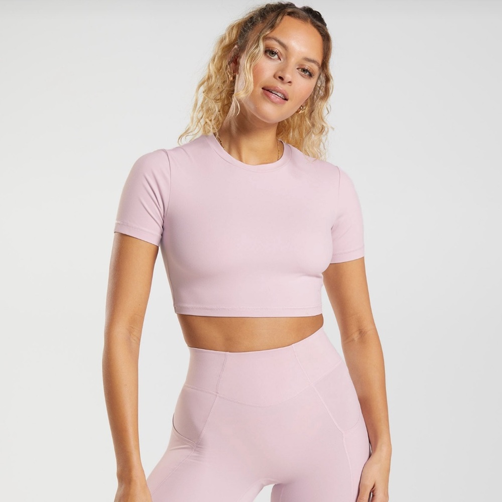 Gymshark Whitney Simmons V4 Short Sleeve Crop Top Pressed Petal Pink